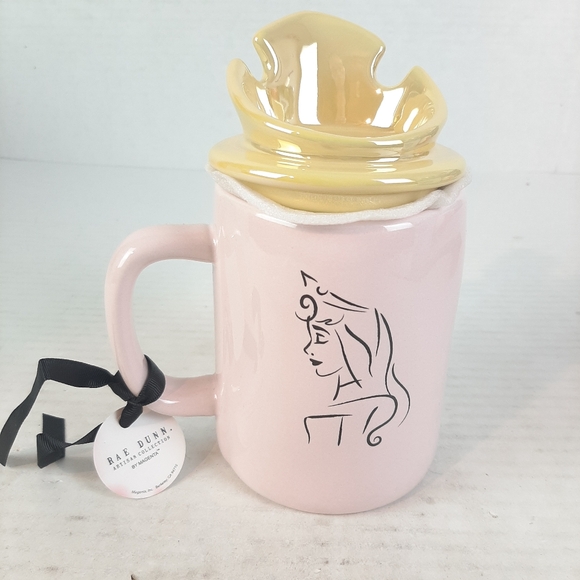 🔥Rae Dunn Pink Sleeping Beauty CeramicMug With Gold Crown Lid - Picture 2 of 3